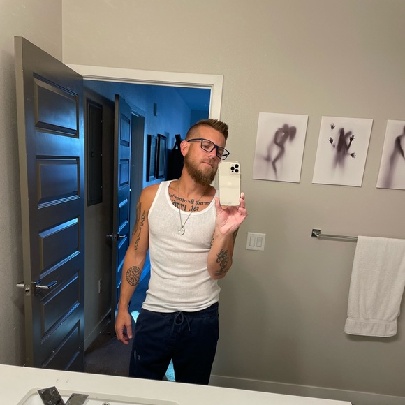 Meet your Posher, Nathaniel - Picture 5 of 5